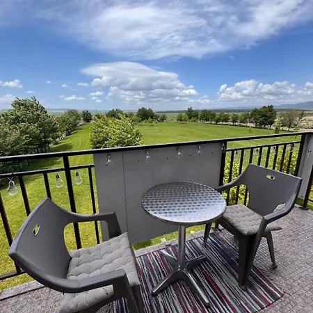 Quiet With A View! Διαμέρισμα *