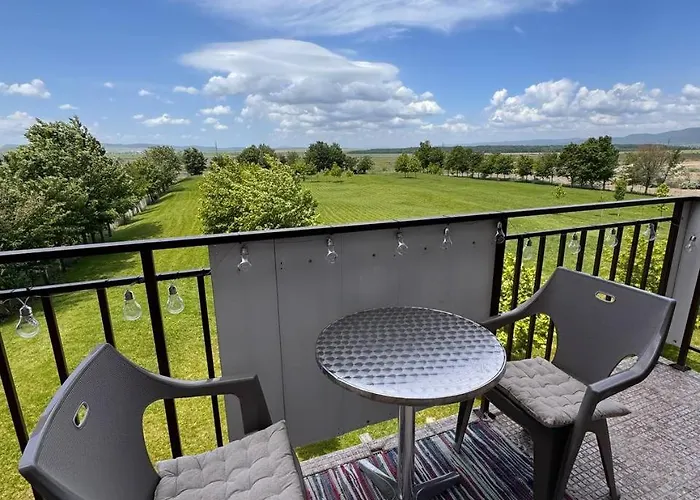 Quiet With A View! Apartman *