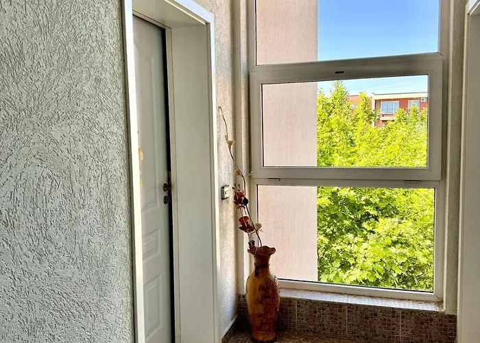 Quiet With A View! * Napospart