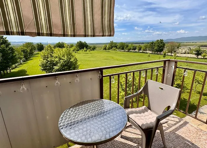 Quiet With A View! * Napospart